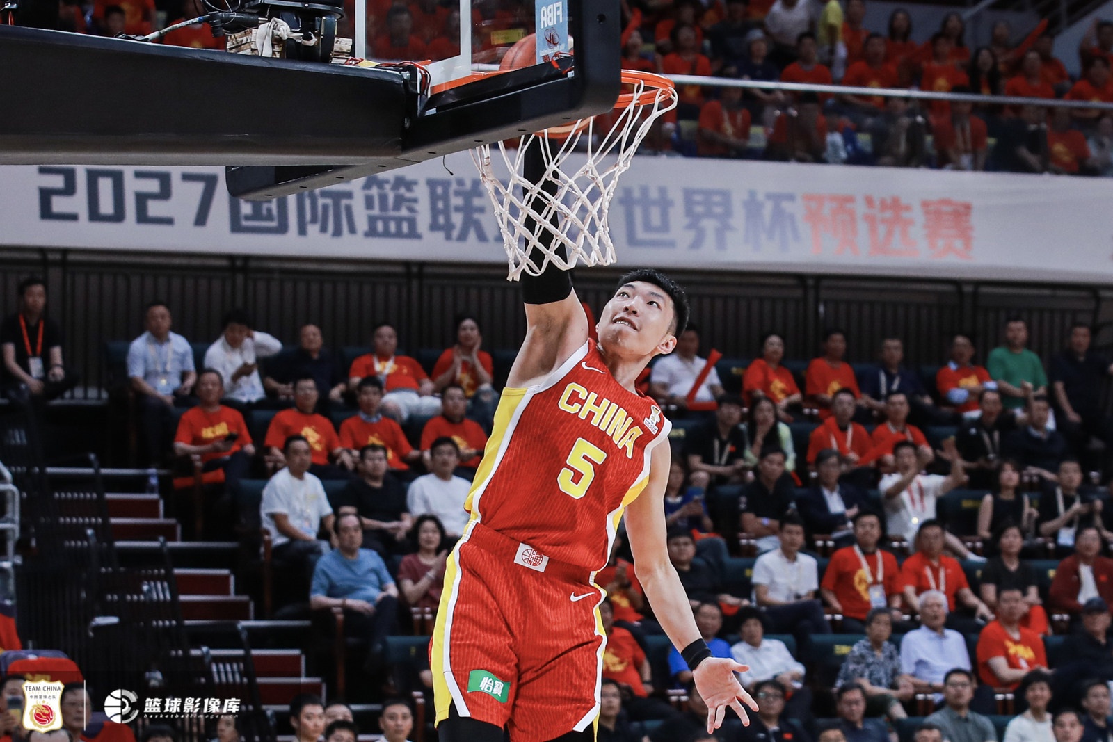 福冈黄蜂vs广岛三箭免费直播_福冈黄蜂vs广岛三箭直播高清免费观看_福冈黄蜂vs广岛三箭在线观看无插件